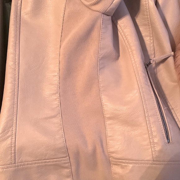 NWT Faux Leather Jacket in Blush Pink - Picture 3 of 6